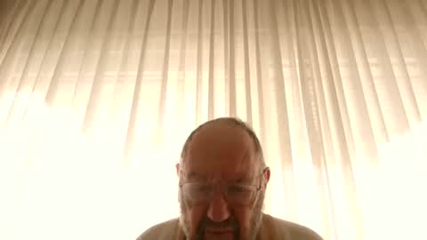 Snapshot of fredaldavid chatting on 11, 1, 2025 David Fredal online show from 11, 1, 2025