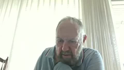 Snapshot of fredaldavid chatting on 8, 10, 2025 David Fredal online show from 8, 10, 2025