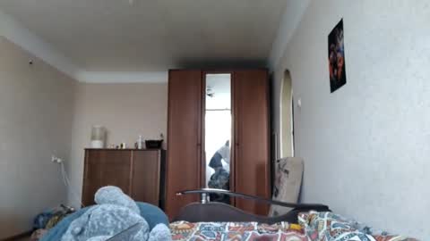 Mia online show from 8, 10, 2025