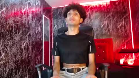 Snapshot of fredy_bell01 chatting on 6, 3, 2025 fredy_bell01 online show from 6, 3, 2025