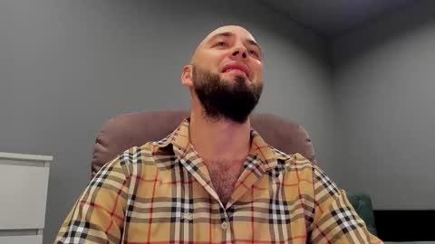 Snapshot of free_man___ chatting on 16, 10, 2025 Andrew online show from 16, 10, 2025