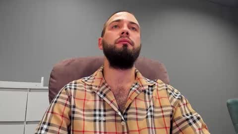 Snapshot of free_man___ chatting on 5, 11, 2025 Andrew online show from 5, 11, 2025