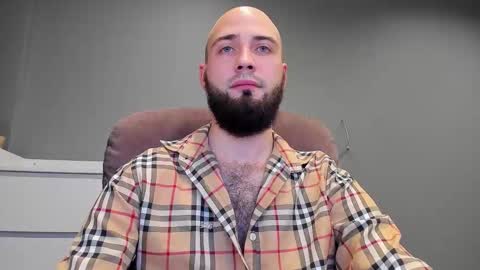 Snapshot of free_man___ chatting on 8, 11, 2025 Andrew online show from 8, 11, 2025