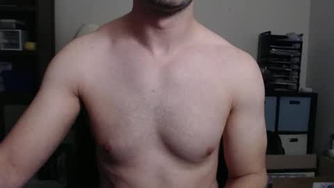 Snapshot of freeyourmind186 chatting on 26, 10, 2025 FreeYourMind online show from 26, 10, 2025