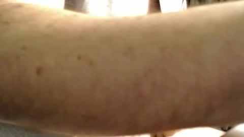 Snapshot of freeyourmind186 chatting on 21, 11, 2025 FreeYourMind online show from 21, 11, 2025