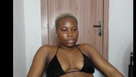 frekkymorelle online show from 18, 9, 2025