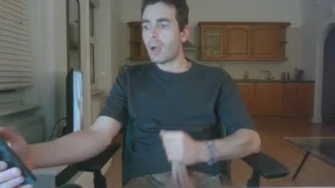 Snapshot of frenchbdmaninlondon chatting on 1, 12, 2025 Horny Paul online show from 1, 12, 2025