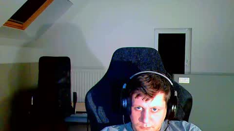 Snapshot of frenchfrieswithmayo chatting on 28, 10, 2025 French fries online show from 28, 10, 2025