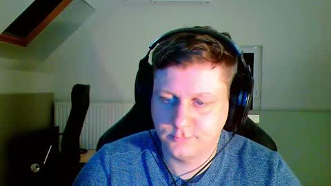 Snapshot of frenchfrieswithmayo chatting on 21, 12, 2025 French fries online show from 21, 12, 2025