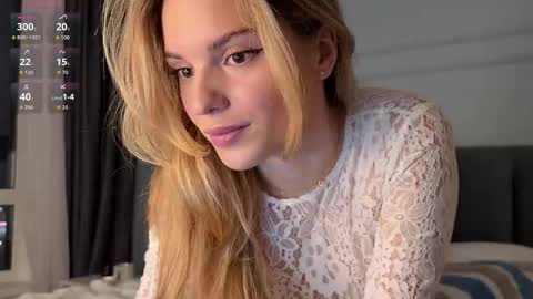 Snapshot of frenzyfoxs chatting on 2, 12, 2025 Jason and Sonya online show from 2, 12, 2025