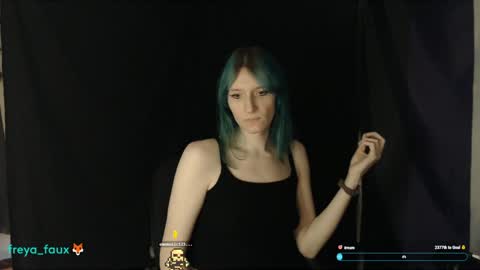Snapshot of freya_faux chatting on 17, 1, 2025 freya_faux online show from 17, 1, 2025