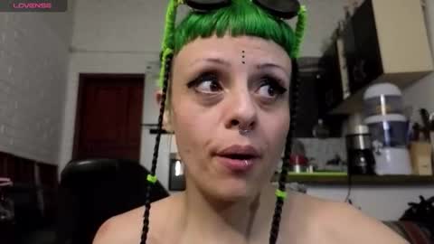 freyaa_sorceress online show from 13, 10, 2025