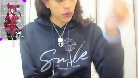 Snapshot of freyamoller chatting on 4, 1, 2025 FREYA online show from 4, 1, 2025