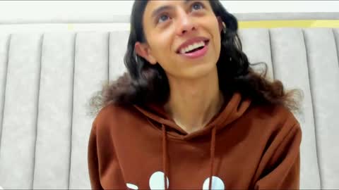 Snapshot of freyamoller_ chatting on 25, 2, 2026 FreyaMoller online show from 25, 2, 2026