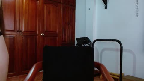 Snapshot of freyanatural chatting on 9, 9, 2025 freyanatural online show from 9, 9, 2025