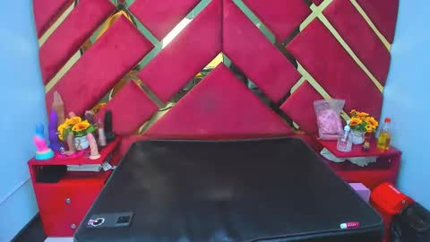 Snapshot of freyja_naugthy chatting on 16, 12, 2025 freyja_naugthy online show from 16, 12, 2025