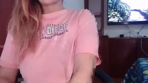 FREYJA LOREN online show from 15, 5, 2026