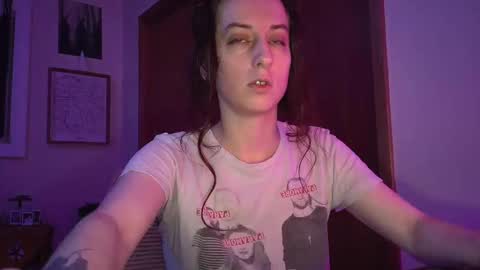 FreyaTheGemini online show from 27, 12, 2024