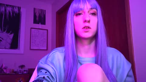 FreyaTheGemini online show from 4, 1, 2025