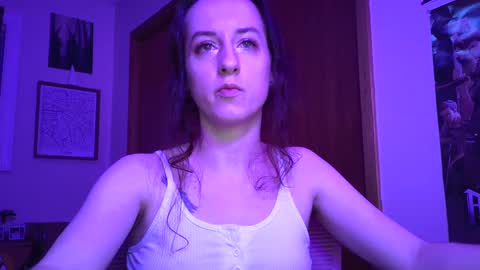 FreyaTheGemini online show from 6, 1, 2025