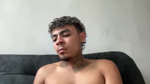 Snapshot of freyva_ chatting on 2, 12, 2025 freyva_ online show from 2, 12, 2025