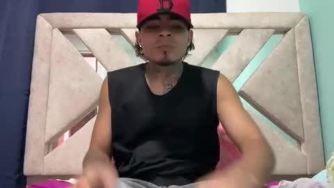 freyva_ online show from 6, 4, 2026