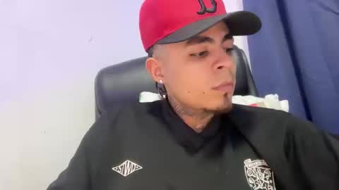 freyva_ online show from 11, 4, 2026