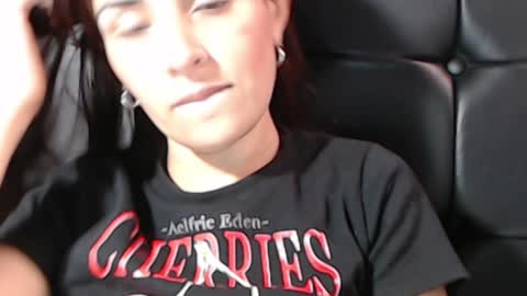 Snapshot of frida__x chatting on 5, 2, 2025 Frida online show from 5, 2, 2025