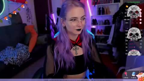 Frida A boost to fortune for the one who gives a thumbs up and a bonus lucky for those who support me by joining the fanclub online show from 29, 10, 2025