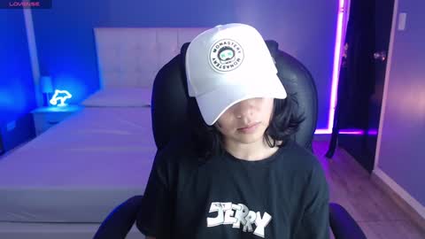 frida_lassi_ online show from 17, 1, 2025