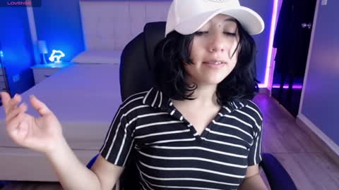 frida_lassi_ online show from 21, 1, 2025