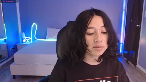 frida_lassi_ online show from 30, 1, 2025