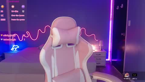 frida_lassi_ online show from 6, 3, 2025