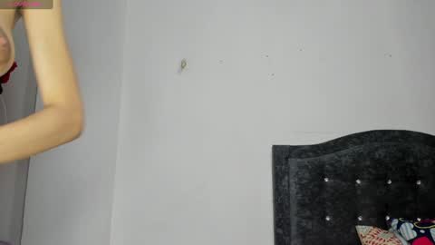 Snapshot of fridasr_3 chatting on 17, 12, 2024 Frida online show from 17, 12, 2024