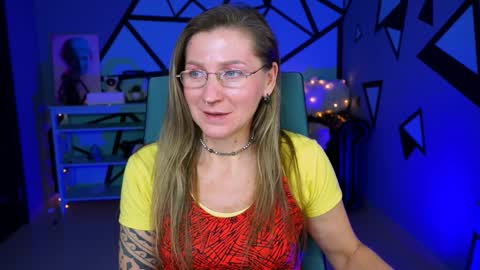 Frida Tander online show from 17, 12, 2024