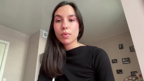 Lina online show from 18, 9, 2025
