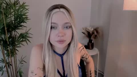 friend_zone_ online show from 17, 6, 2026