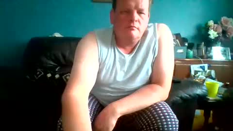 Snapshot of fritzboy290 chatting on 9, 7, 2026 Tom online show from 9, 7, 2026