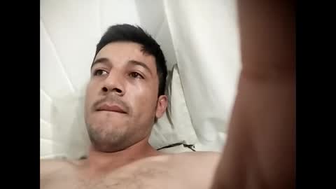 Snapshot of frnnd1214 chatting on 21, 12, 2025 Fer online show from 21, 12, 2025