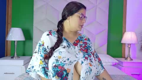 Snapshot of fromheaven_ chatting on 27, 4, 2026 Lucy online show from 27, 4, 2026