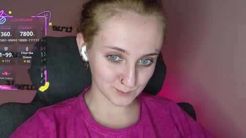 Snapshot of frosty_blueberries4 chatting on 6, 11, 2025 ANA online show from 6, 11, 2025