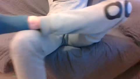 Frowxy online show from 5, 1, 2025