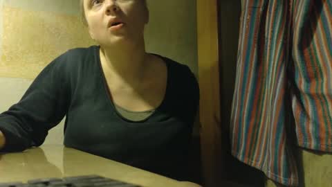 FrumCake online show from 8, 1, 2026