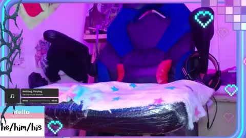 Snapshot of ftmbiggestclit chatting on 21, 11, 2025 Kevin online show from 21, 11, 2025