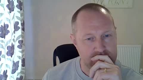 Fuck Buddy UK online show from 22, 4, 2026