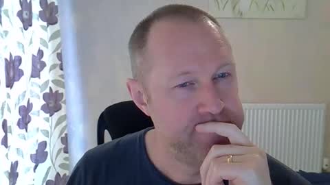 Fuck Buddy UK online show from 27, 4, 2026