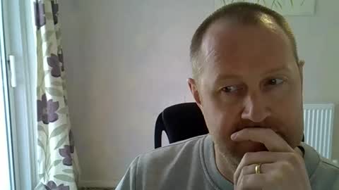 Snapshot of fuck_buddy_uk chatting on 13, 5, 2026 Fuck Buddy UK online show from 13, 5, 2026