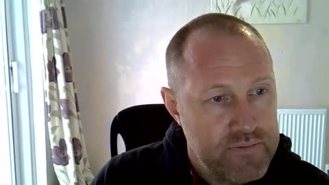 Snapshot of fuck_buddy_uk chatting on 18, 5, 2026 Fuck Buddy UK online show from 18, 5, 2026