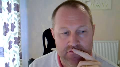 Snapshot of fuck_buddy_uk chatting on 12, 6, 2026 Fuck Buddy UK online show from 12, 6, 2026