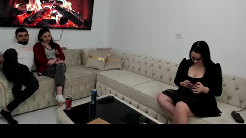 Angelique online show from 19, 12, 2024